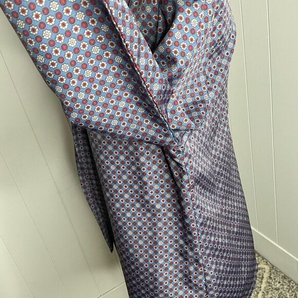 Vintage Lady Holiday Womens Medium Tie Neck Button Front Blouse Blue Floral - Picture 11 of 14